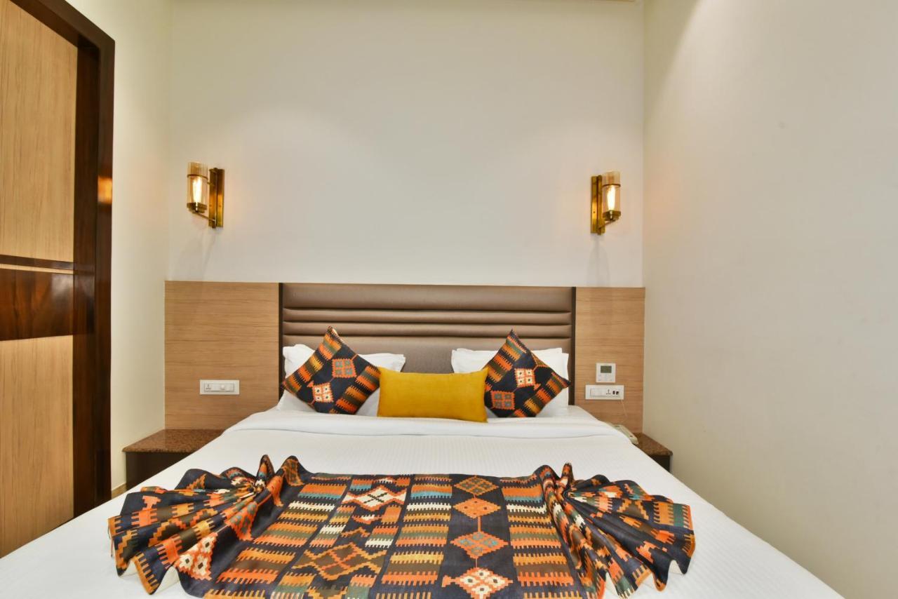Hotel Infa - 400M From Golden Temple Amritsar Exterior photo
